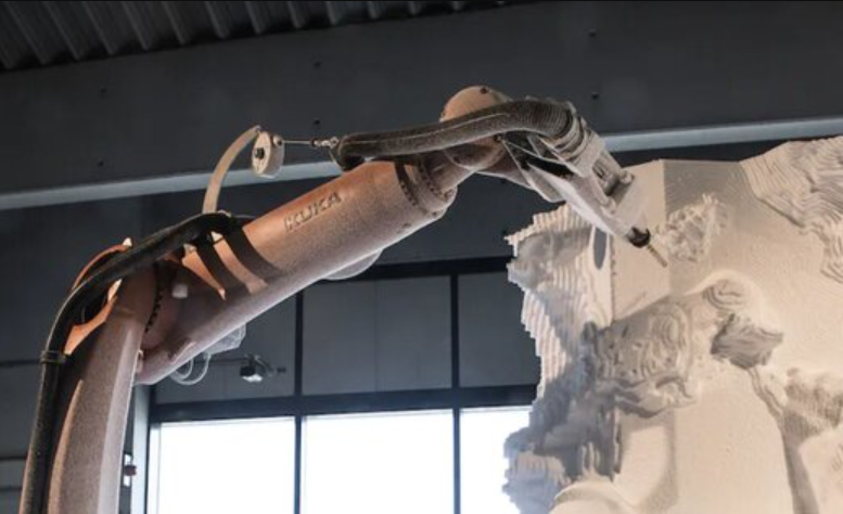 ربات جدید ایتالیایی میتواند مجسمه هایی مثل میکل آنژ بسازد