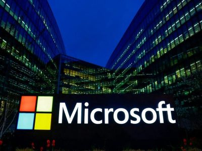 قرارداد مایکروسافت با شرکتی در امارات ممکن است فناوری هوش مصنوعی آمریکا را به خارج منتقل کند