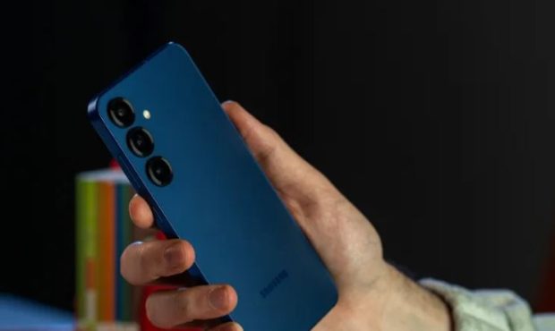 Galaxy S26 ناخواسته فاش شد؛ سامسونگ طراحی را نشان داد