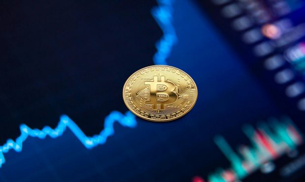 نقش آموزش و تحلیل در تحول بازار ارزهای دیجیتال نقش آموزش و تحلیل در تحول بازار ارزهای دیجیتال